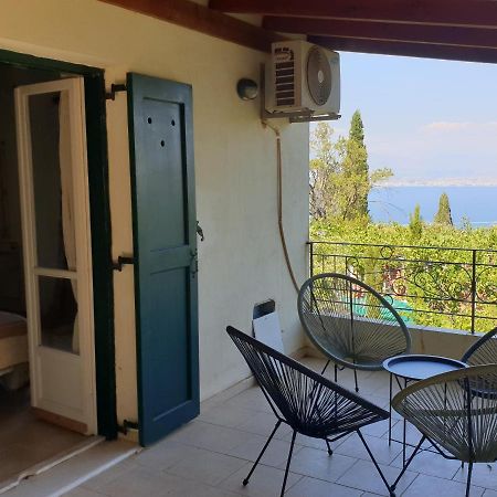 Olive Villas Anapaftíria Eksteriør bilde