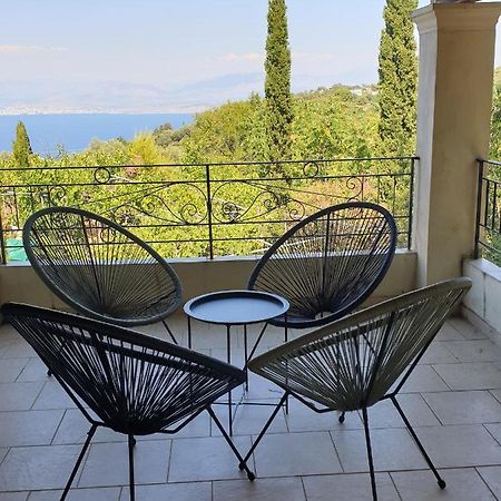 Olive Villas Anapaftíria Eksteriør bilde