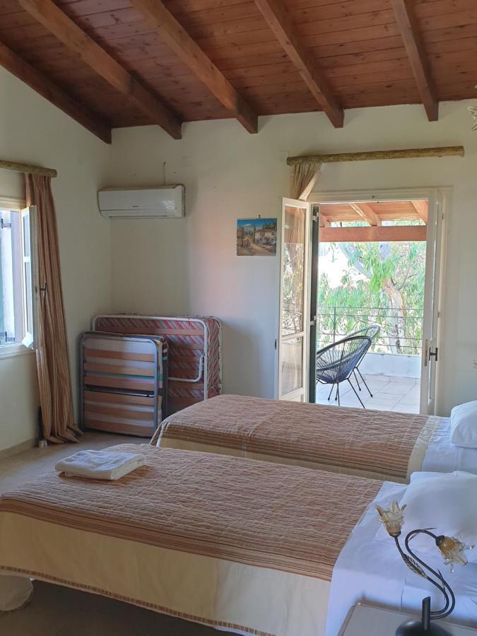 Olive Villas Anapaftíria Eksteriør bilde